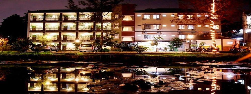 Hotel Lotus Bandung Exterior foto