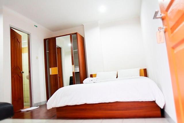 Hotel Lotus Bandung Exterior foto