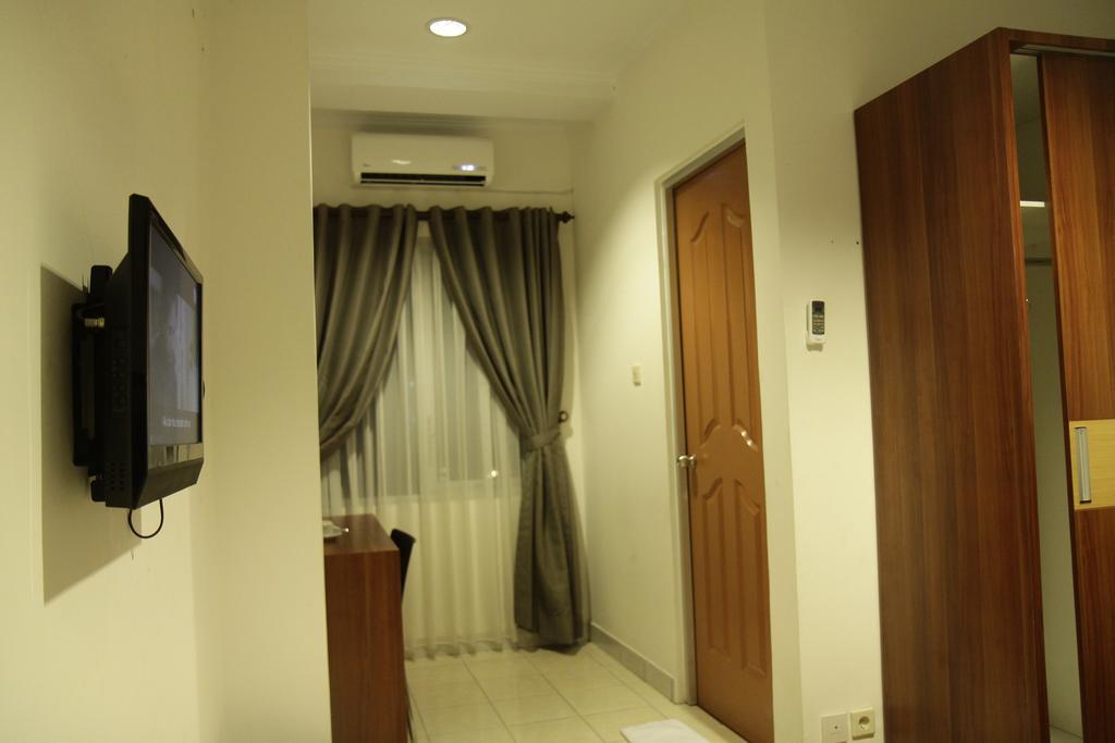 Hotel Lotus Bandung Quarto foto