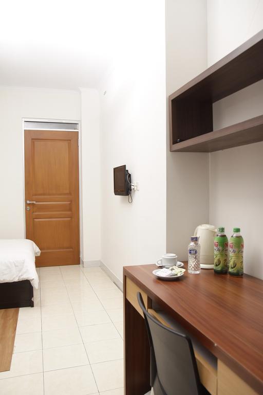 Hotel Lotus Bandung Quarto foto